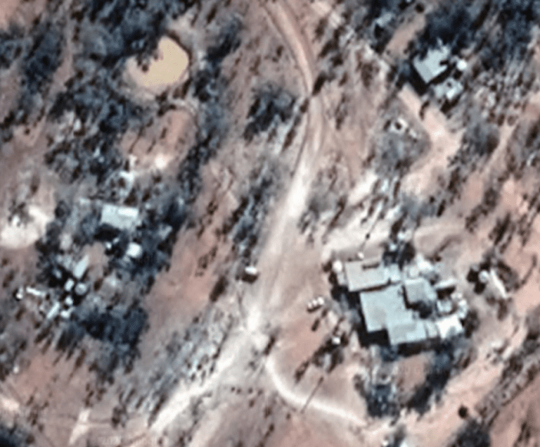 Grawin Shed on left of image Grawin Shed on left of image